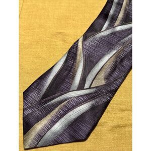 Abstract Tie Novelty Print Arrow Necktie 100% Silk Multicolor Purple Made In USA